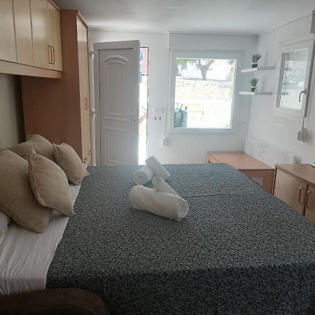 Habitacion Amoblada, Bano Privado Бениса Екстериор снимка